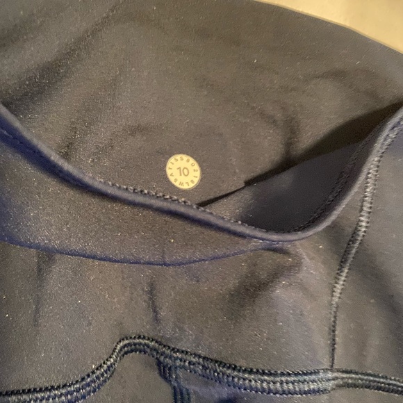 Lululemon all the right places crop - Picture 3 of 3